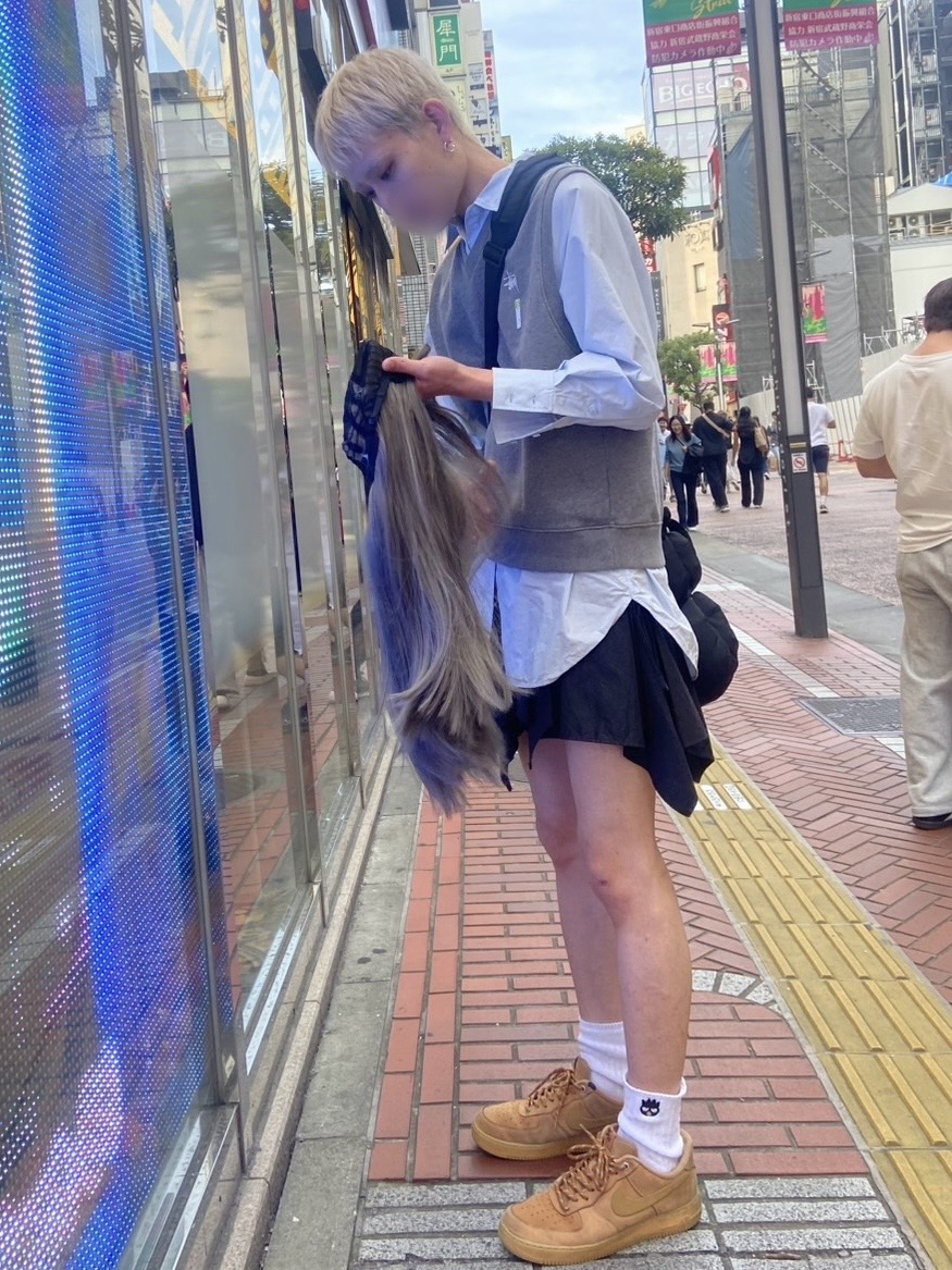 初出勤で女装！？！？