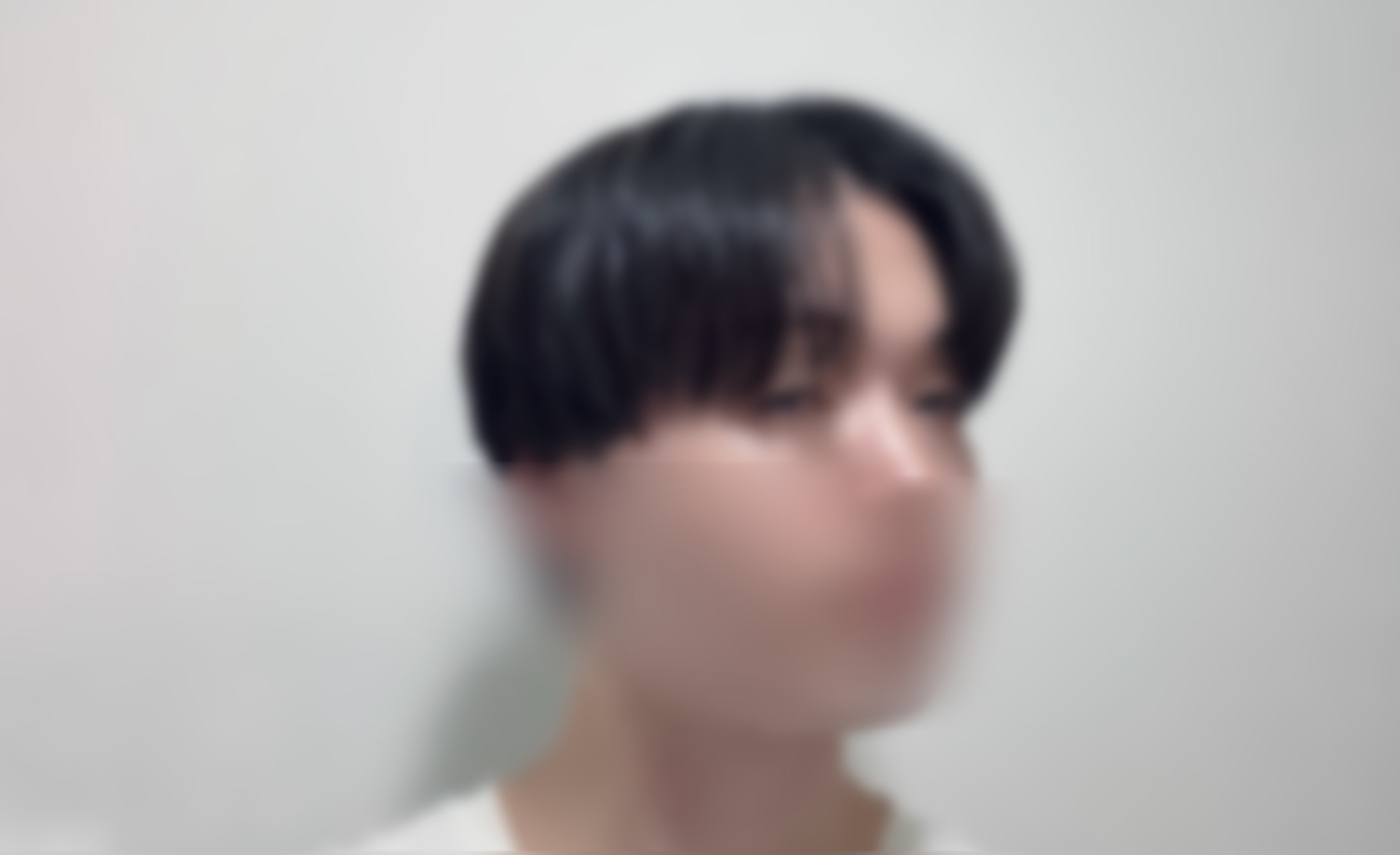 髪